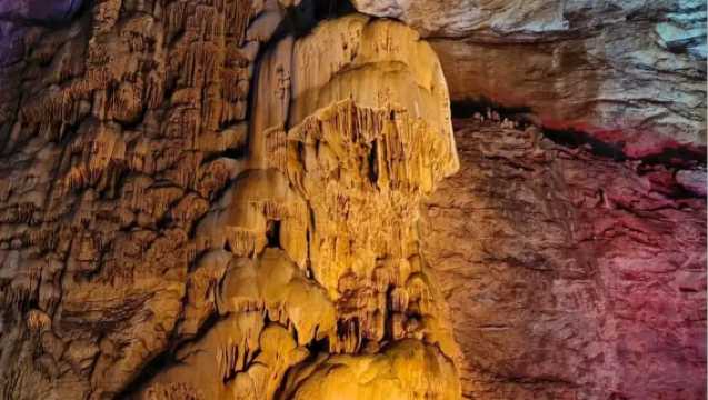 [Berlepas dari Guiyang] Lawatan Sehari Perniagaan ke Gua Zhijin - Kumpulan Kecil 2-8 Orang, Berlepas Setiap Hari