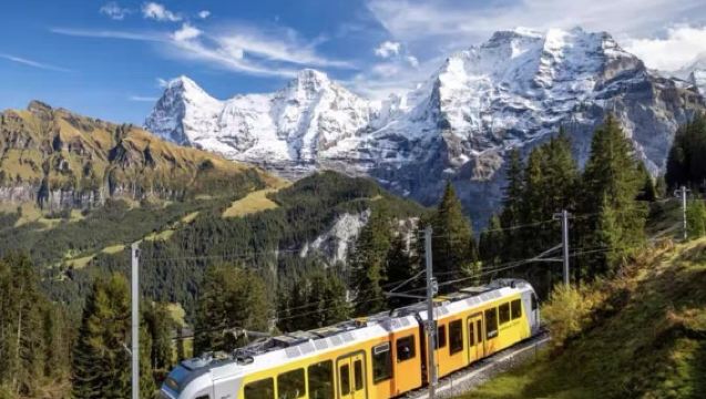 因特拉肯東 (Interlaken East)／格林德瓦 (Grindelwald) 出發少女峯一日遊（含來回火車票+纜車票）