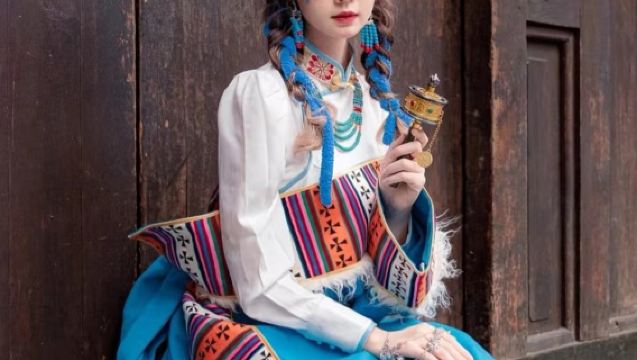 Excursión de un día por los callejones Kuanzhai [Fotos turísticas en los callejones Kuanzhai + espectáculo de cambio de cara de ópera de Sichuan + té en tazón con tapa]