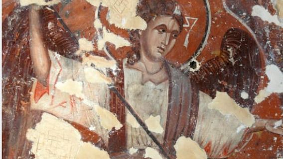 Hidden Macedonia: Cave Churches, Villages & Cuisine