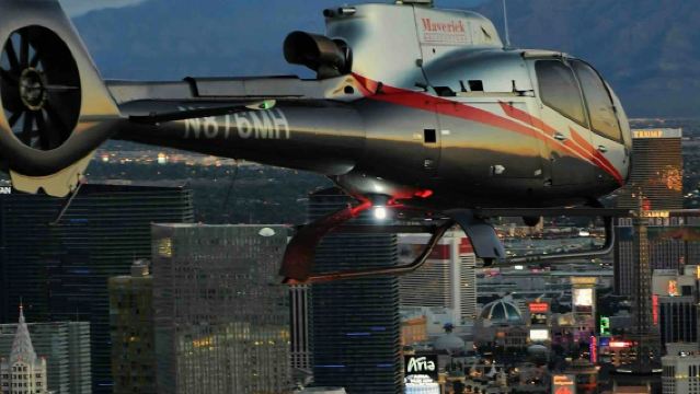 Las Vegas: Guided Food Tour + Helicopter Ride