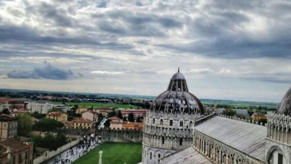 ทัวร์ท่องเที่ยวชายฝั่งไปยังเมืองปิซาจากลา สเปเซีย