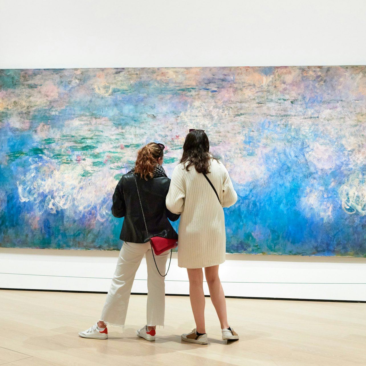 New York: 30+ NYC Top Sights Walking Tour + Museum of Modern Art Entry