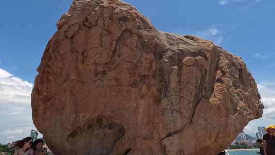 Lawatan separuh hari persendirian di bandar Nha Trang yang bertolak dari Pelabuhan Kapal Persiaran Nha Trang