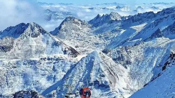 Voyage privé de 3 jours à Chengdu pour découvrir les montagnes Siguniang, la vallée Bipenggou et le glacier Dagu (avec chauffeur et location de voitures)