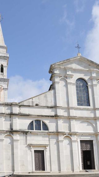 Private charter to St. Euphemia's Church, Balbi's Arch, and Port of Rovinj in Croatia