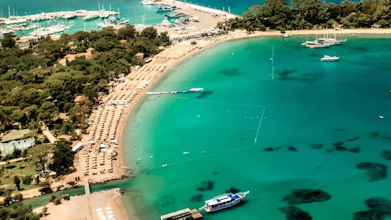 Antalya/Kemer: gita in yacht a Phaselis per famiglie e coppie