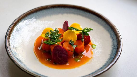 Praga: Disfrute de una cena de 10 platos en la cocina del chef