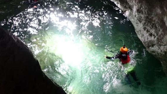 Storo: Tour di Canyoning sul Fiume Palvico con Attrezzatura
