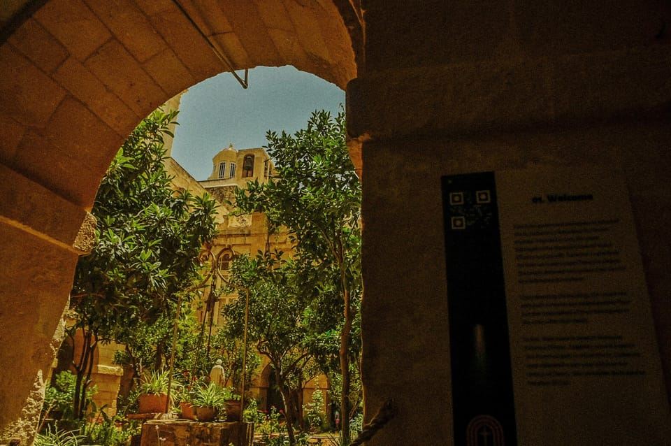 Valletta: Tiket Masuk Biara dan Taman Rahasia