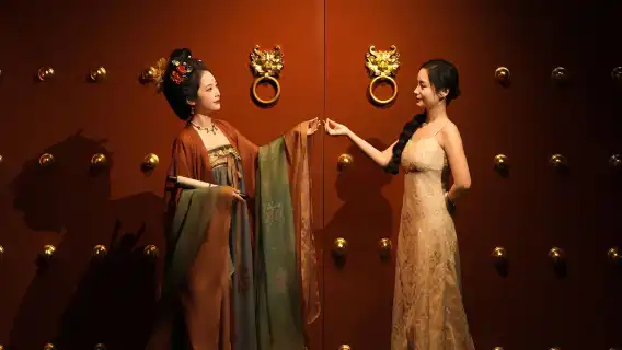 Xi'an Tang Dynasty City Travel Photography[Past and Present Life: Museum Hanfu Ancient and Modern Travel Photography Experience]