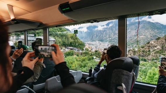 Dari Barcelona: Perjalanan Sehari Berpemandu ke Andorra dan Prancis
