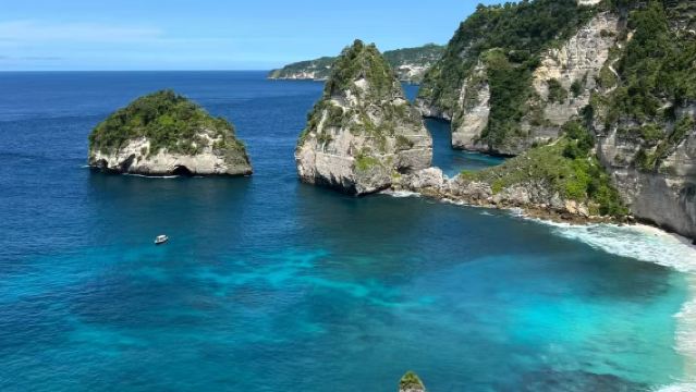 Excursion d'une journée sur les circuits est et ouest de l'île de Nusa Penida au départ de Bali avec déjeuner, guide touristique et transfert inclus