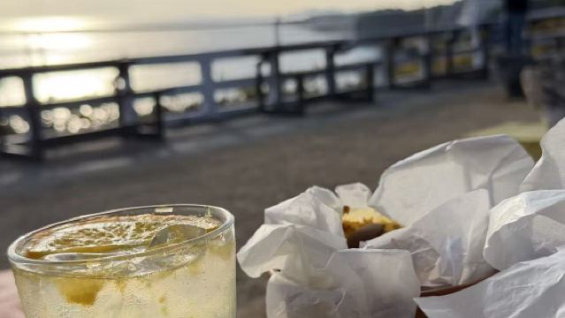 山君不離+涉地可支+城山日出峰+鹹德海水浴場一日遊【包車】
