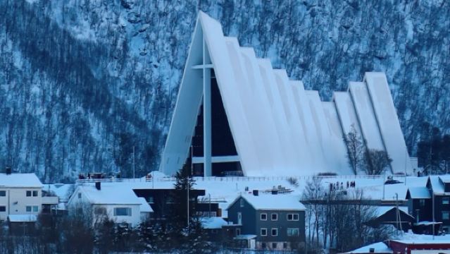 Lawatan sehari sewaan peribadi di Tromso + Katedral Artik + Katedral Tromso