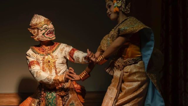 バンコク・Penthai劇場|没入型タイ伝統文化ディナー【古代タイパフォーマンス+ 洗練された4コース料理】バンコクの新しい楽しみ方を発見