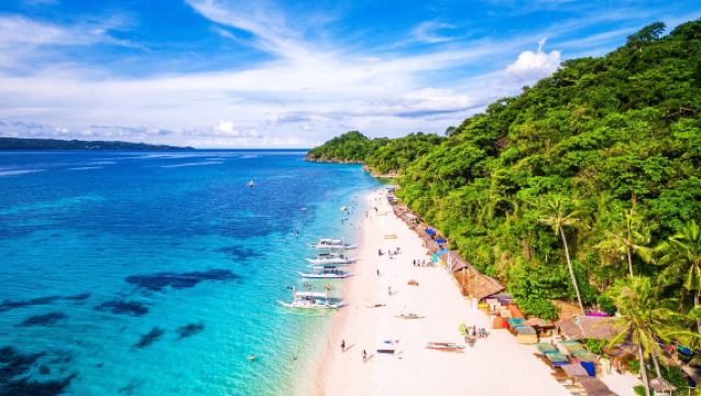 Boracay Island Hopping Tour with Filipino Buffet Lunch and Scenic Island Views