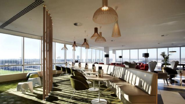 Plaza premium VIP lounge at London Gatwick Airport north terminal | 3/6-hr transit experience