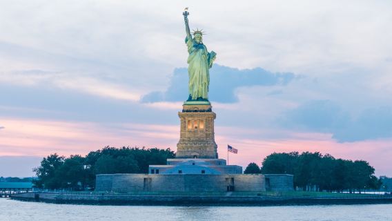 Statue of Liberty & Ellis Island Admission Ticket + Roundtrip Ferry by Statue City Cruises
