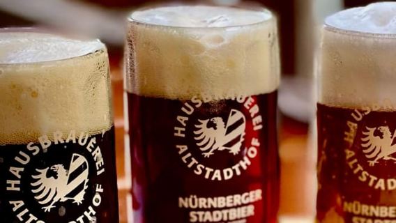 Nuremberg: Castle and Old Town Tour – incl. Entrance tickets and a Rotbier tasting