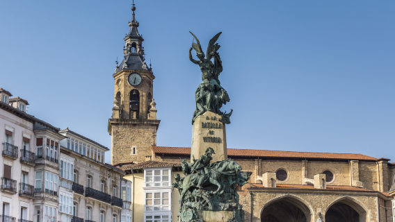 TOP Vitoria-Gasteiz: Visita Guiada privada com seu celular