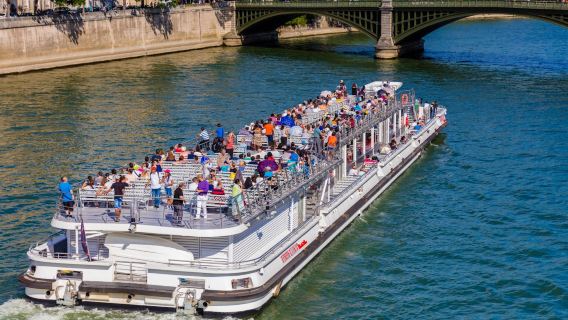 Crucero con cena por el Sena en Bateaux Mouches, París, Francia