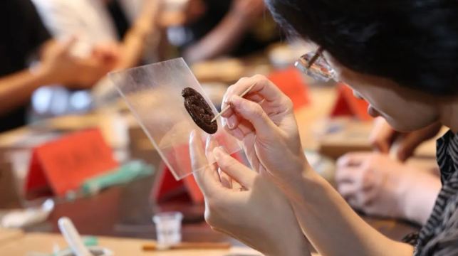 北京非遺手作體驗：古法天然香牌 - Eatwith共饗時刻