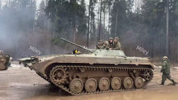 俄羅斯莫斯科坦克軍事硬核體驗|實彈射擊+AK自由+坦克越野&
