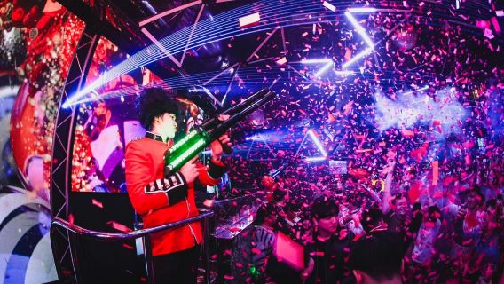 OWL OSAKA ナイトクラブ入場券+ドリンク(外国人旅行者限定)