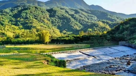 Lawatan 1 hari ke Kampung Xitou Conghua + Bandar Ekologi + Memetik Buah di Ladang Buah 4 Musim | Lawatan Sewa Peribadi dengan Pengangkutan Pintu ke Pintu