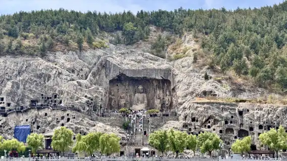 嵩山少林寺+龍門石窟一日遊【上門接+金牌導遊+可選私人導覽】