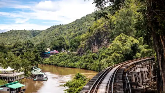 [私人]北碧府之旅 – 死亡鐵路之旅 + 愛情侶灣瀑布 + 選擇大像或馬利卡