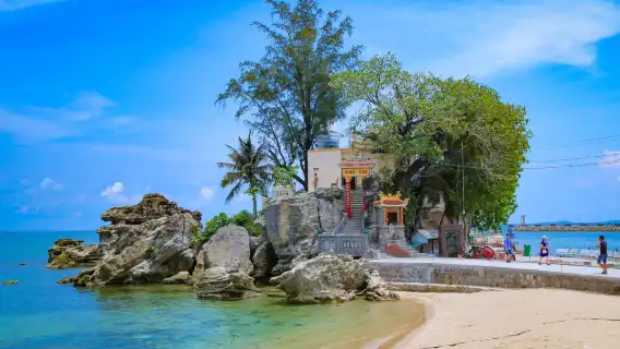 ใช้เวลาครึ่งวันท่องเที่ยวเกาะพะงัน