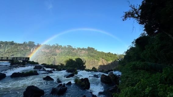 Iguassu Falls Private Day Tour: Brazil and Argentina Sides