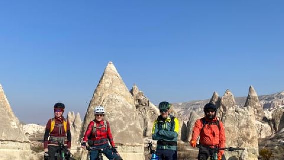 Göreme: Thuê xe đạp leo núi trong ngày ở Cappadocia