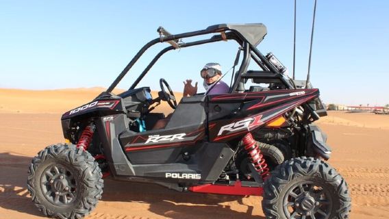 Safari matutino en buggy por las dunas de Dubái con sandboarding y paseo en camello