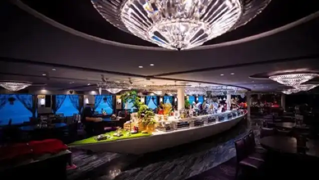 【上海】長江遊船（上海—重慶+五星級遊船穿越長江三峽+導遊講解+三峽大壩+國家一級博物館+豐都鬼城）