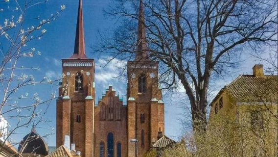 拒絕趕路！羅斯基勒 3 大地標包車直達，歷史藝術一站收