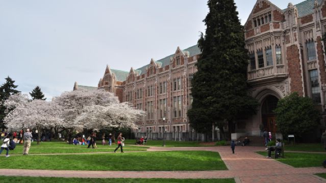 University of Washington in Seattle + Seattle Aquarium + Gas Works Park