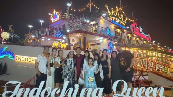Indochina Queen Dinner Cruise on Saigon River [Buffet with 40+ dishes, night city view,  live music]