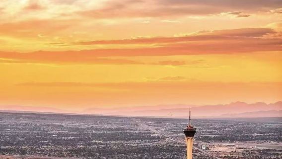 美國拉斯維加斯雲霄塔+杜莎夫人+大運河+巴黎飯店觀景台一日遊