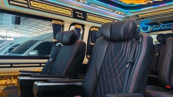 Tour privato con autista a Bangkok, Thailandia con veicoli di lusso da 9, 10 o 12 posti (Toyota Hiace) e trasferimenti aeroportuali, itinerario personalizzabile