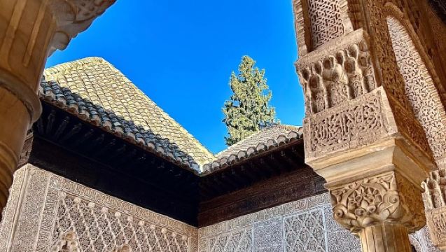 西班牙塞維利亞-格拉納達-阿爾罕布拉宮-納賽瑞斯皇宮包車精選