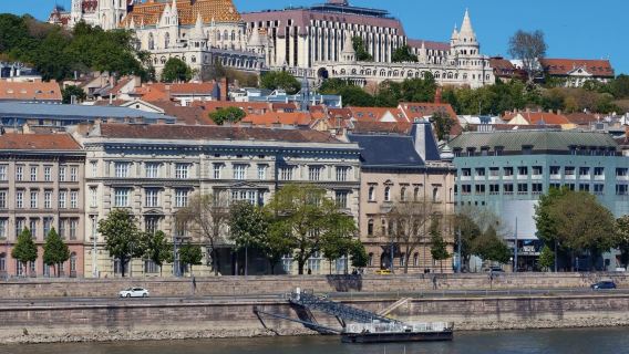 匈牙利布達佩斯+漁人堡+布達城堡+鏈子橋包車一日遊