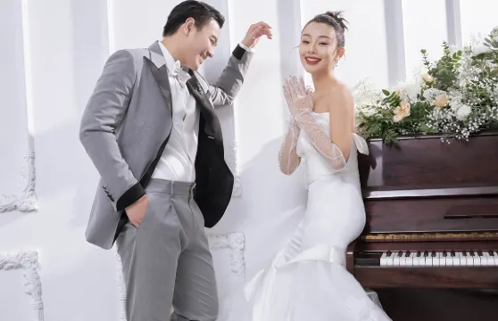 蔚縣Trip Moments【一對一約拍跟拍婚拍街拍抓拍航拍攝影攝像/多語言翻譯】