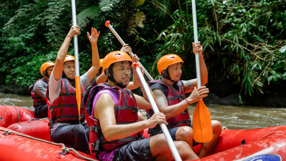 Tour giornaliero di rafting sul fiume Ayung a Bali con pranzo