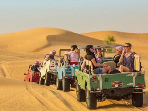 杜拜高端遺產沖沙/杜拜路虎老爺車沖沙/杜拜沙漠自然保護區沖沙