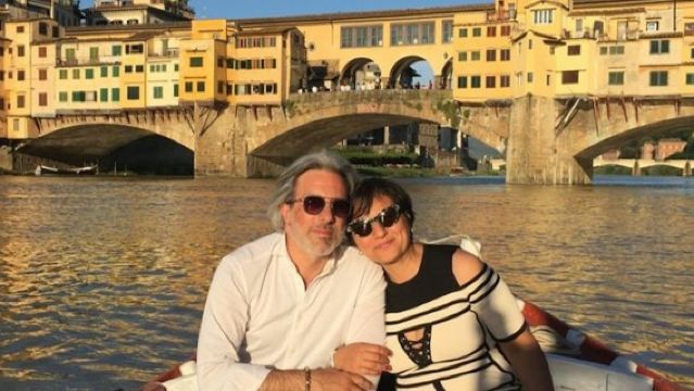 Florenz: Sonnenuntergangstour auf traditioneller Gondel