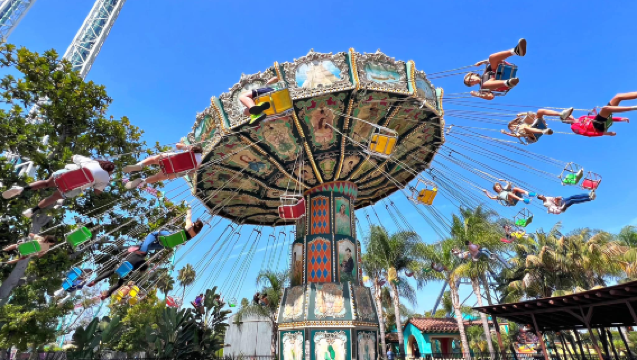 Los angeles Knott's berry farm 1-day tour | Admission ticket not included