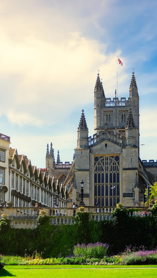 [Bilingual private charter] Nottingham round-trip + Bath—in-depth tour [World heritage site]